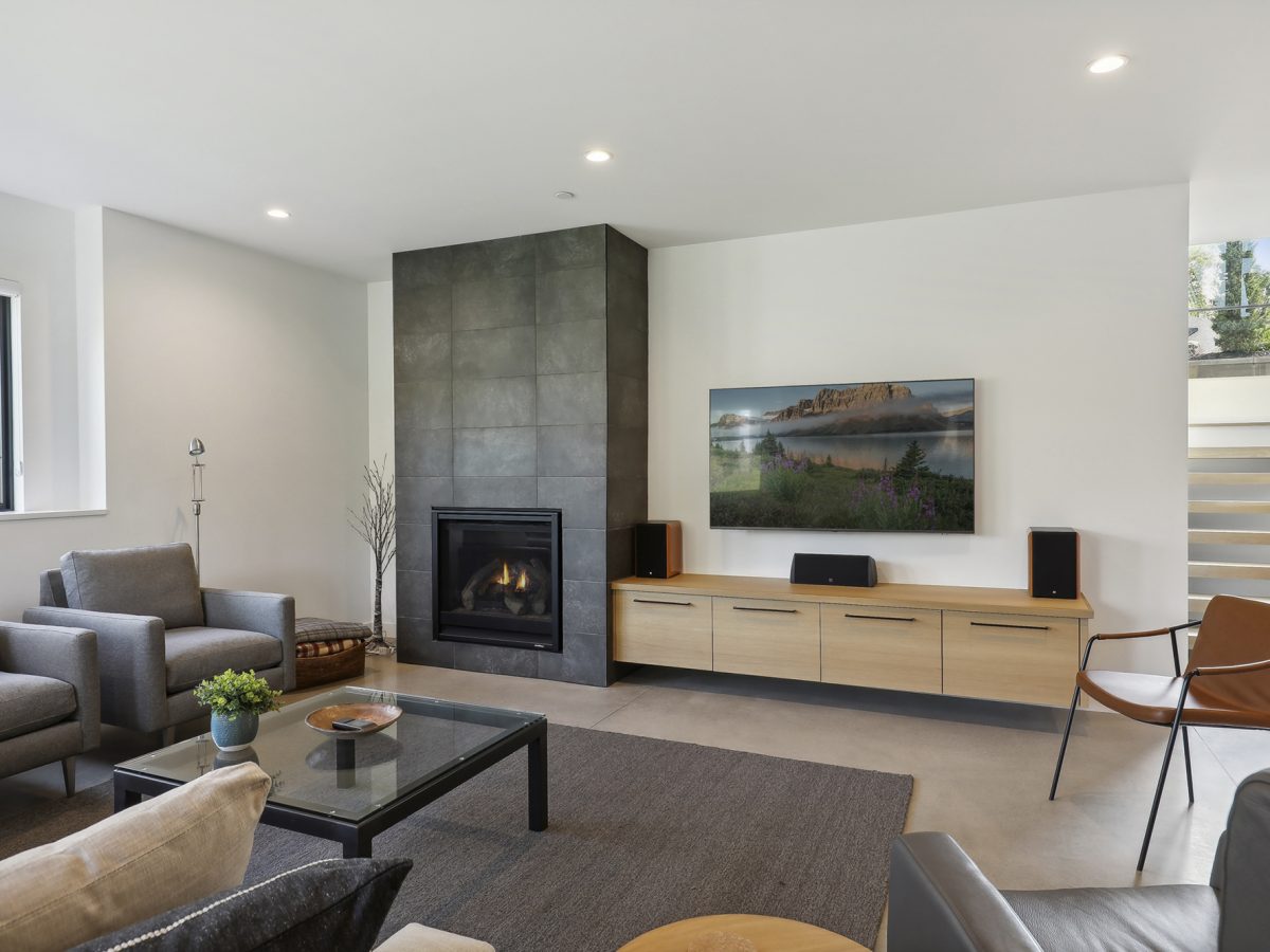 1841 Orchard Heights Ln_056