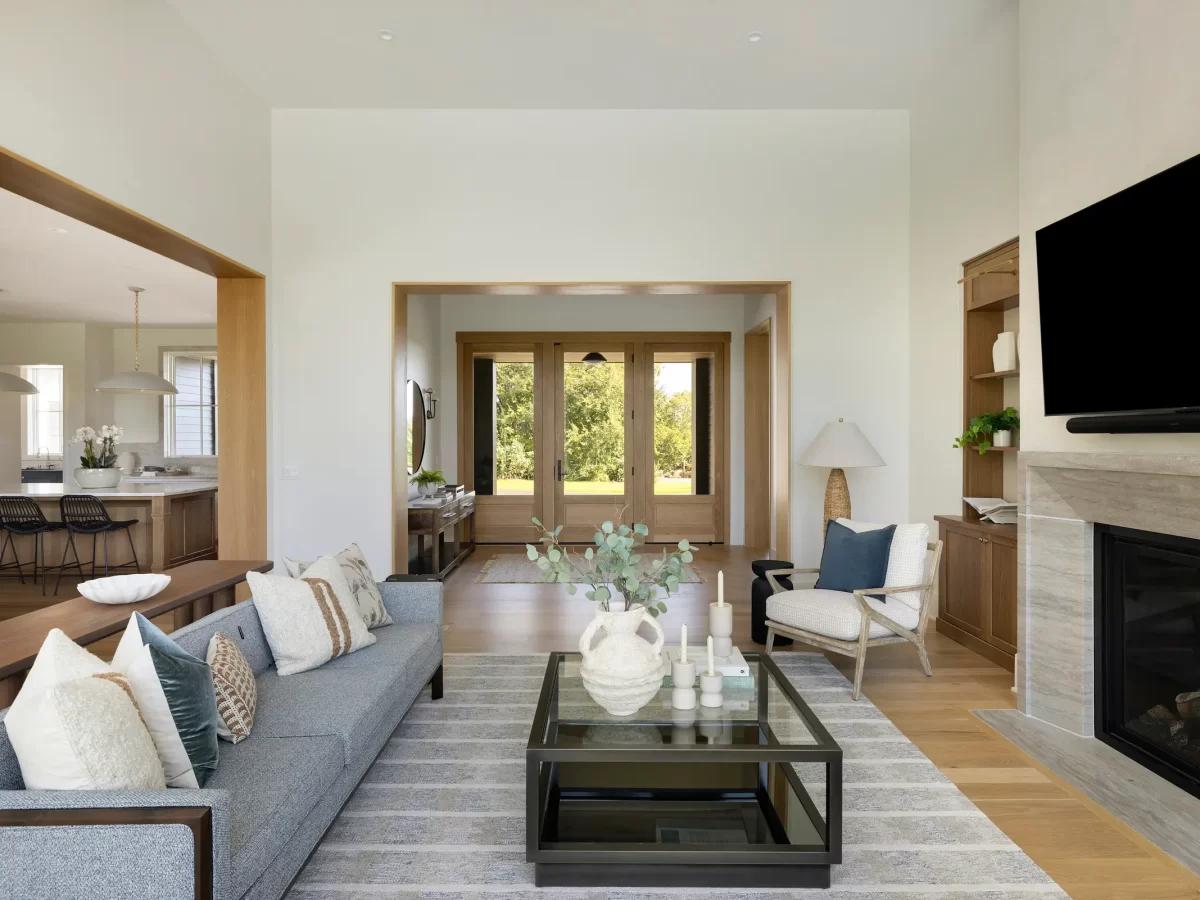 AHT + M&M Home Contractors - 9900 Deerbrook Dr - 015