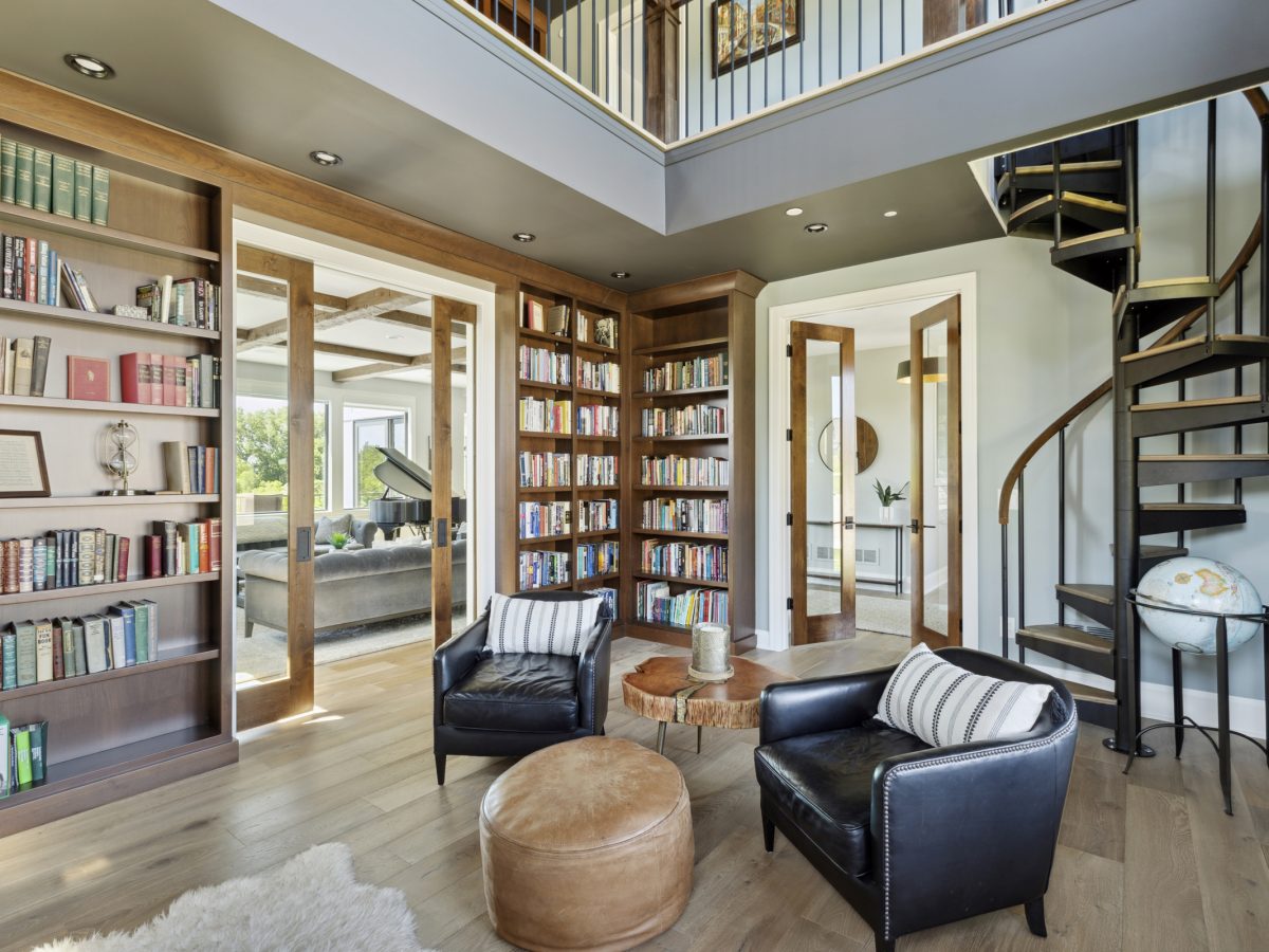 M&M Home Contractors - 1892 Orchard Heights Ln, Mendota Heights, MN 55118