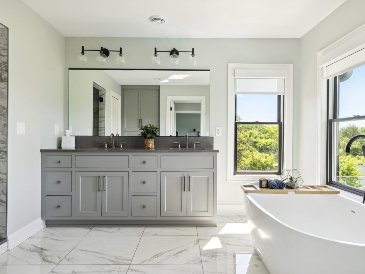 M&M Home Contractors - 1892 Orchard Heights Ln, Mendota Heights, MN 55118