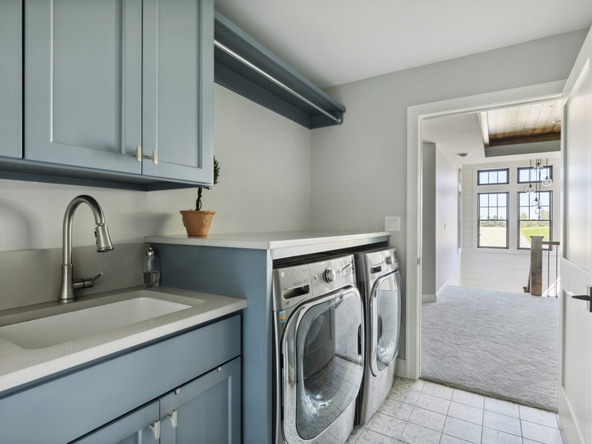 M&M Home Contractors - 1892 Orchard Heights Ln, Mendota Heights, MN 55118